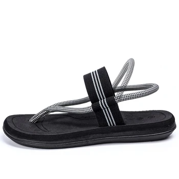 Poletje Osebnost Moške Sandale Nekaj Priložnostne Flip-flops Dvojno rabo, na Plaži Copate Trendy Lahki Sandali, Dihanje Moški Čevlji
